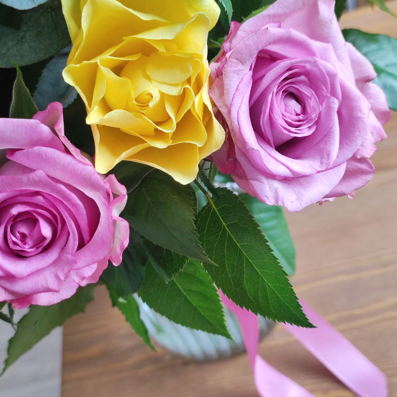 Gorgeous bouquet with delicate roses and eucalyptus.